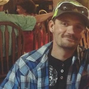 Meet your Posher, Travis